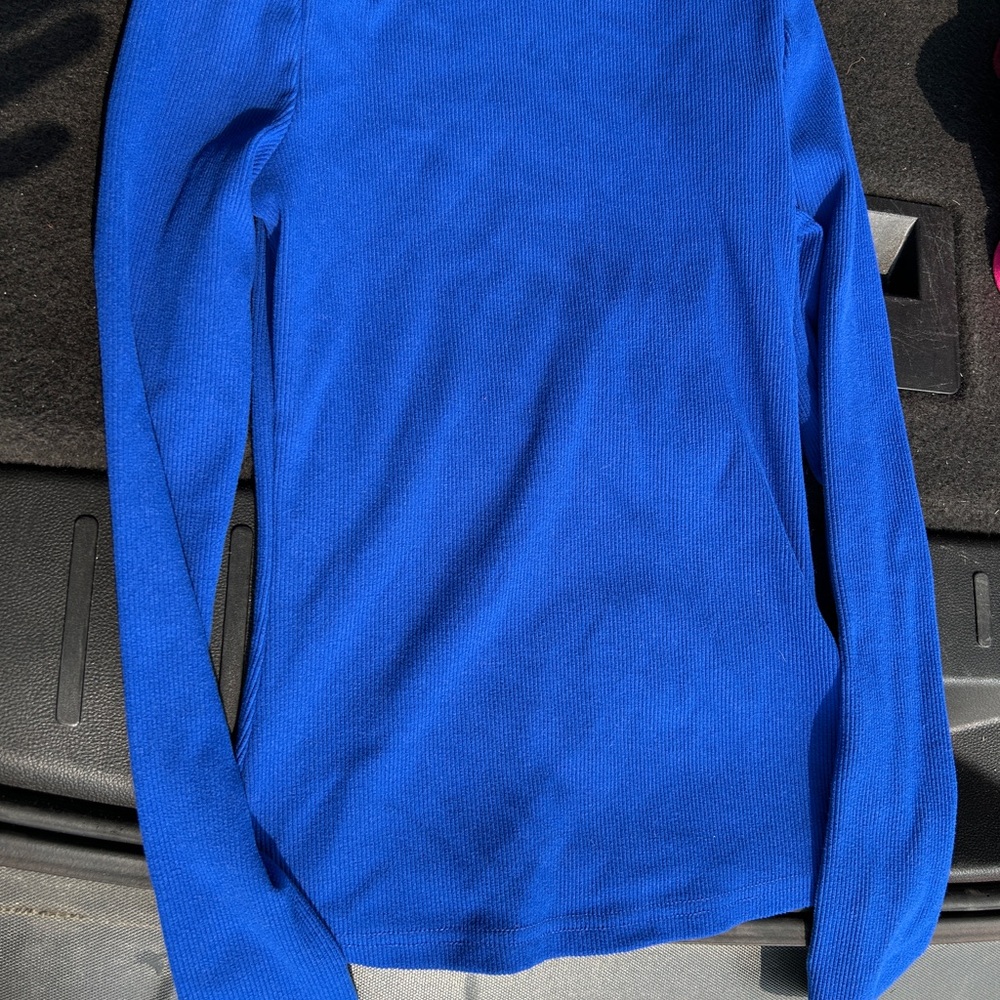 SHEIN Blue Crewneck Sweater Classic Style